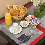 Victor Hugo Hotel Clamart