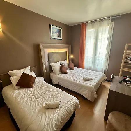 Victor Hugo Hotel 2*